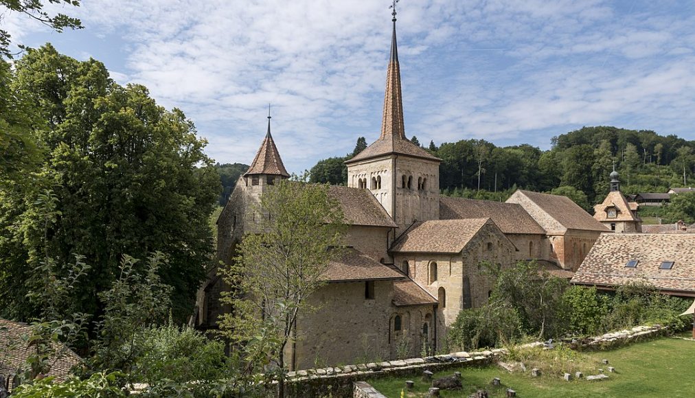 Abbatiale de Romainmôtier (©Trisente, CC BY-SA 4.0 Wikimedia Commons)